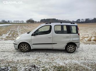 toyota yaris verso 1.3 vvti automat klima webasto