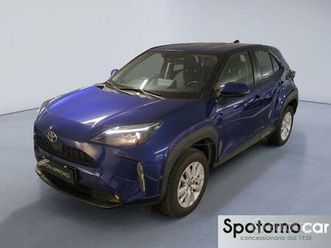 toyota yaris cross 1.5h (116 cv) e-cvt active