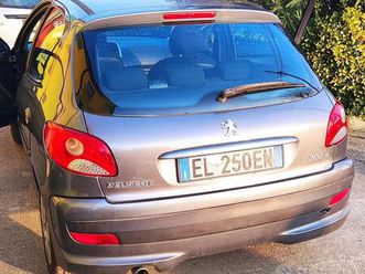 peugeot 206+ 1.1 60 cv gpl del 2012