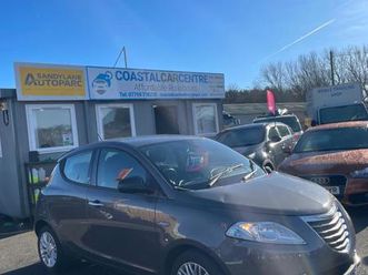 2014 chrysler ypsilon 1.2 gold 5dr hatchback petrol manual
