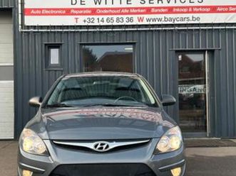 ② hyundai i30 2011 airco 1.4 benzin 1 jaar garantie — hyundai — 2ememain