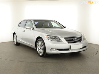lexus ls 600h, automat, serv.kniha, kůže za 14 100 €