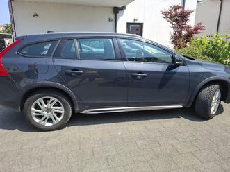 volvo v60 cross country 2.0 tdi, 2016 god.