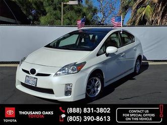 2010 toyota prius blizzard pearl on special!