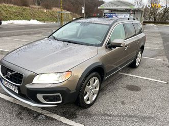 volvo xc70 xc 70 d5 awd summum geartronic 136kw185hp a6 za 8 900 €