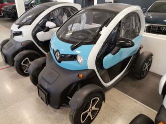renault twizy 80 intens del 2021 usata a salerno