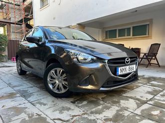 mazda demio 1,3l 2015