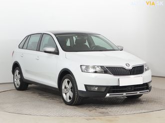 skoda rapid spaceback 1.2 tsispaceback , automat, xenony za 11 200 €