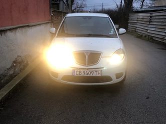 lancia ypsilon 1.4