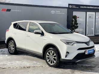 2.5hsd, čr, executive, 4x4