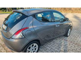 lancia ypsilon 1.3 mj