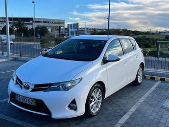 toyota auris 1.4 d-4d life plus