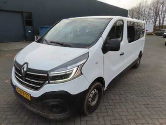 renault - trafic passenger - 2.0 dci 120 gr. zen - voiture