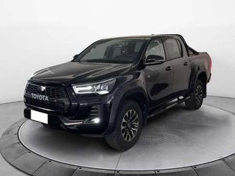 toyota hilux 2.8 d a/t 4wd porte double cab invincible del 2024 usata a torino