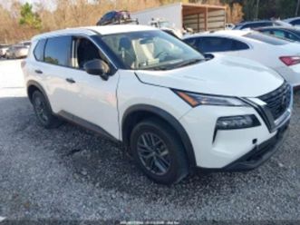 nissan rogue 2.5l s fwd ≫ 2021 • 10 900 eur • id