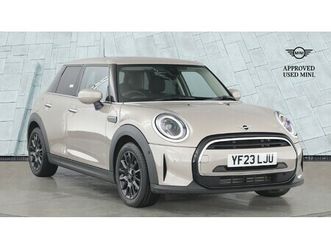 mini hatchback 5dr 1.5 cooper classic 5dr auto [comfort/nav pack]