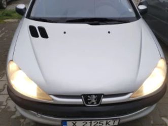 peugeot 206 ≫ 2003 • 890 eur • id