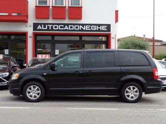 chrysler grand voyager 2.8crd cambio nuovo,garan