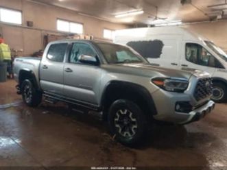 toyota tacoma trd off road * carfax* ≫ 2022 • 23 600 eur • id