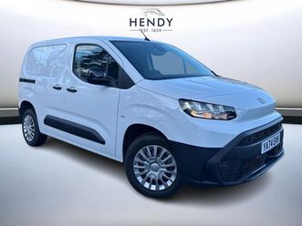 toyota proace city 1.5d 100 icon van