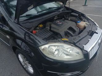 fiat linea absolute 1.9/1.8 flex dualogic 4p 2010