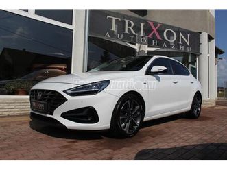 hyundai i30 fastback 1.6 crdi hp comfort mhev dct mo-i/1tulaj/áfás!