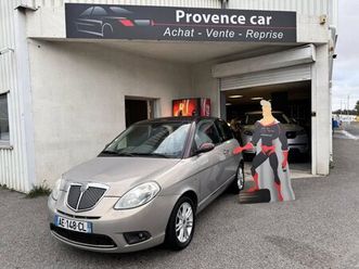 lancia ypsilon 1.4 16v platino