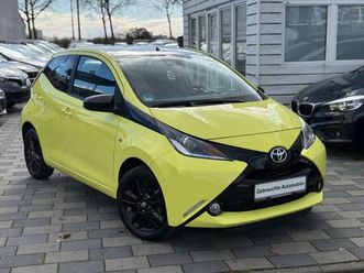 toyota aygo aygo x-cite navi/r-kamera/klima spurhalteas