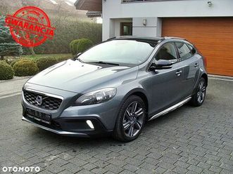 volvo v40 cross country d2 geartronic momentum