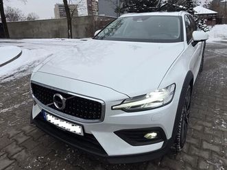 volvo v60 cross country d4 awd