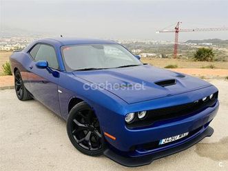 dodge challenger sxt rwd
