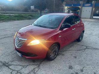 lancia - ypsilon - 1.3 mjt 16v 95 cv 5 porte s&s