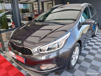 kia cee'd sw 1.4 100 ch motion + attelage 128 000 km