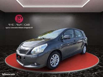 toyota verso 126 d-4d fap 5pl 2011 executive garantie 12 mois moteur a chaine
