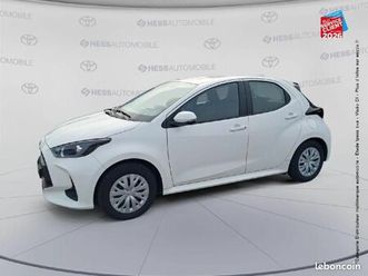 toyota yaris 116h dynamic 5p my22