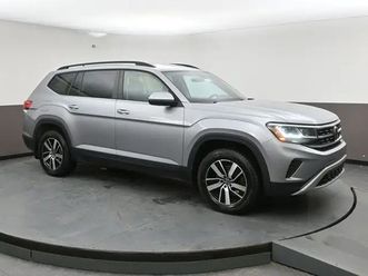 2021 volkswagen atlas apple carplay, heated seats, backup camera