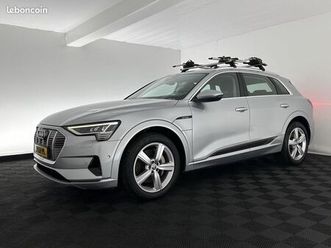 audi e-tron 50 313ch quattro business 71kwh - soh 99% - ccs - keyless - sièges electriques - 172 000km