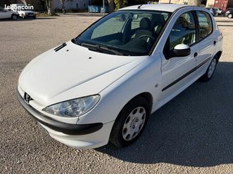 peugeot 206 hdi pack clim 5portes 3500euros