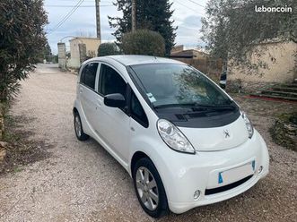 peugeot ion électrique