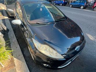 ford fiesta titanium, benzina