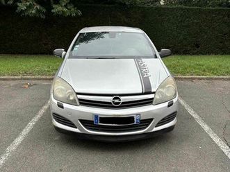voiture opel astra