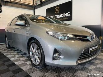 toyota auris touring sports hybride 136h dynamique 127 000 kms