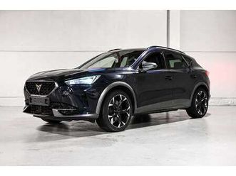 vz 1.4 e-hybrid 245cv /attelage/ camera/led