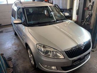 skoda roomster 1,2tsi+garantie+tüv/bremse/kd neu+klimatro.+sitzhz