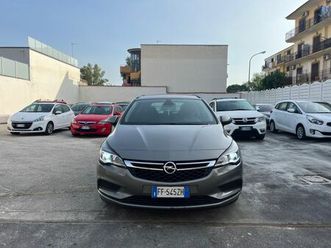 opel astra 1.6 diesel 95cv sports tourer elective 2016