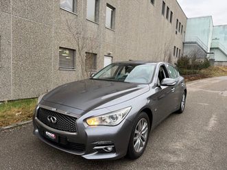 q50 2.0 premium tech automatic