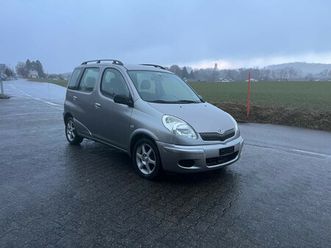 yaris verso 1.3 linea sol