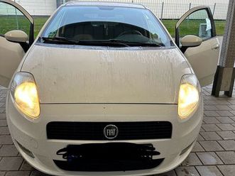 gepflegter fiat punto auto steht in 87452 altusried