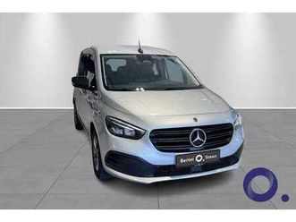 / automat / krok / 2x skyvedører /