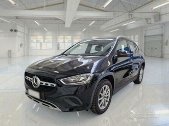 mercedes-benz gla 200 d automatic business 5 porte